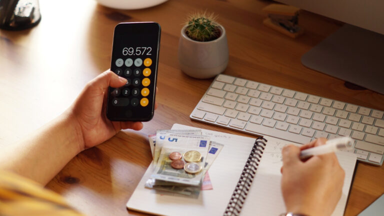 Como escolher e configurar um app de finanças para controlar gastos e orçamento (passo a passo para usar todo dia)